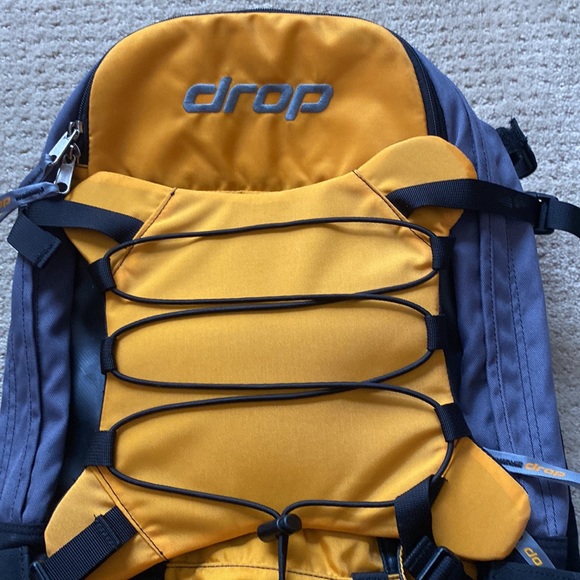 DROP Hiking Backpack With GLIDEACCSYS Compartments - Picture 2 of 12